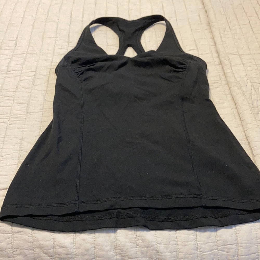 Lululemon black tank